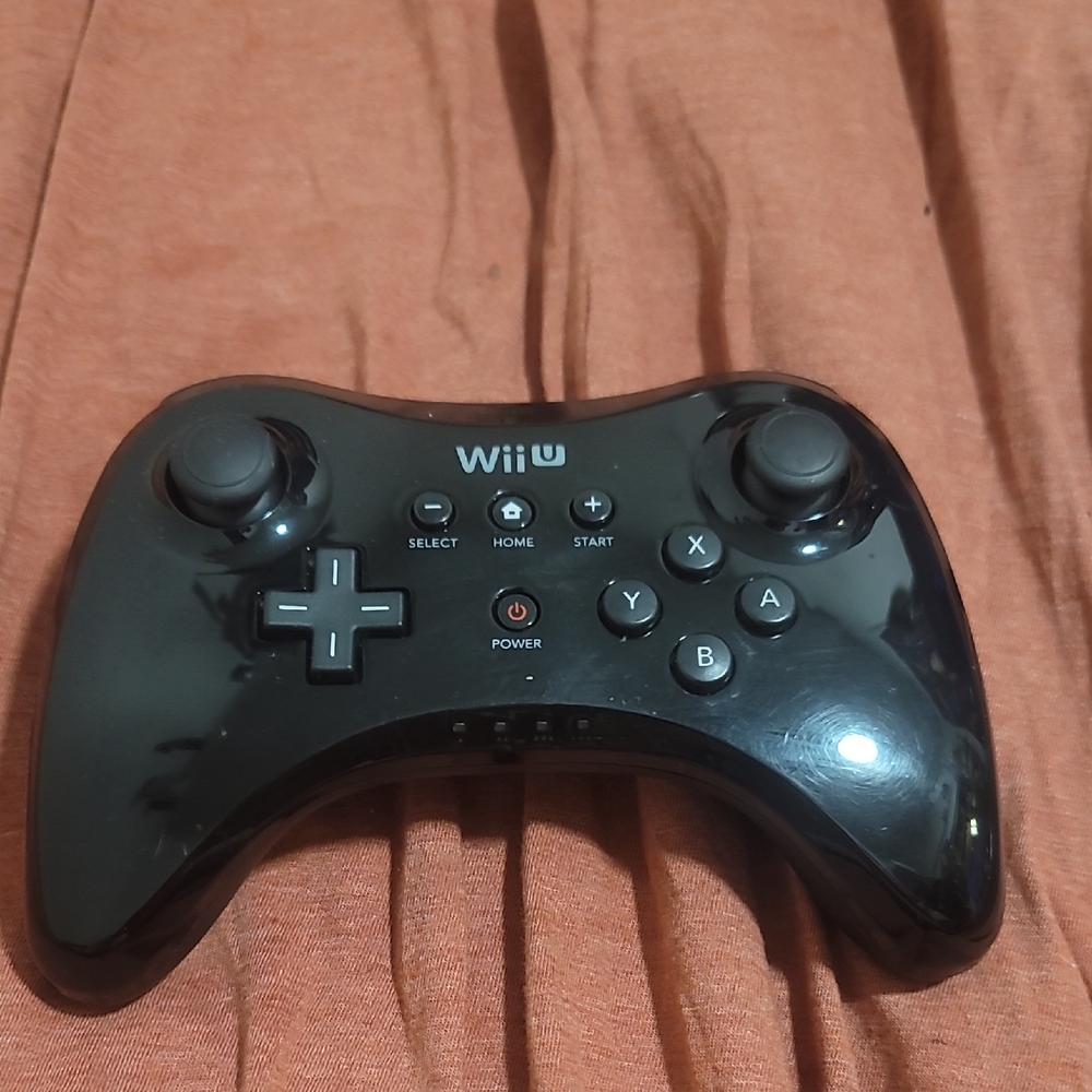 Nintendo Wii U Black Controller
